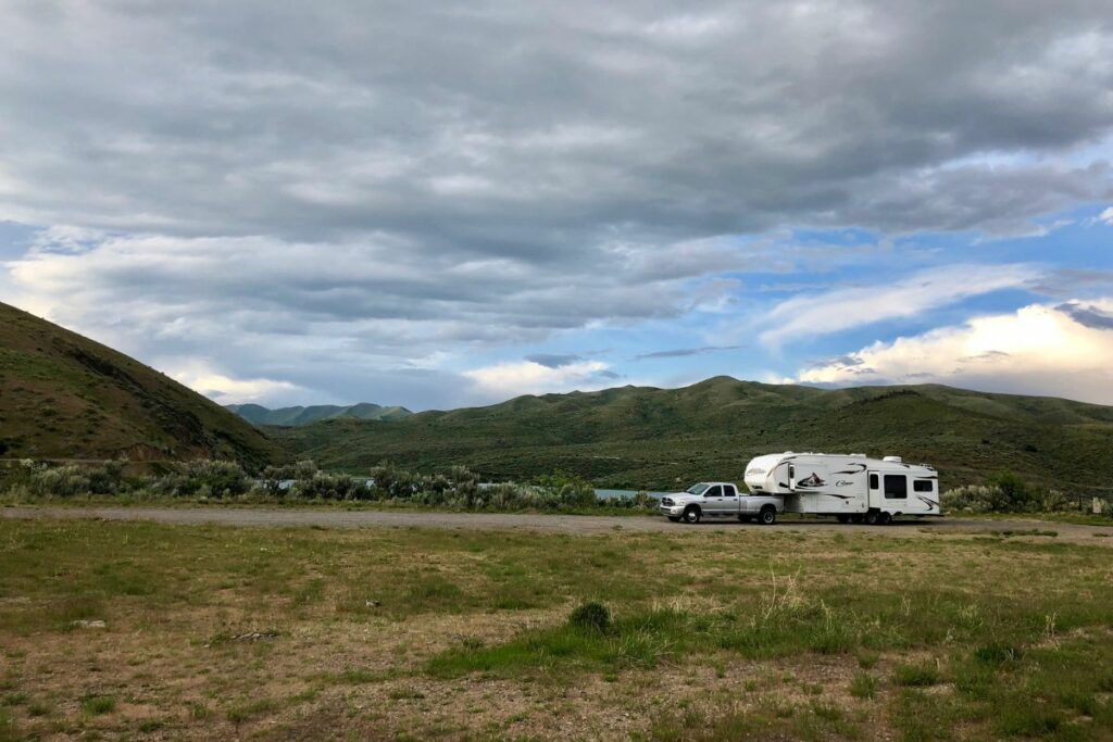 47 RV Boondocking Tips You Need To Know 3