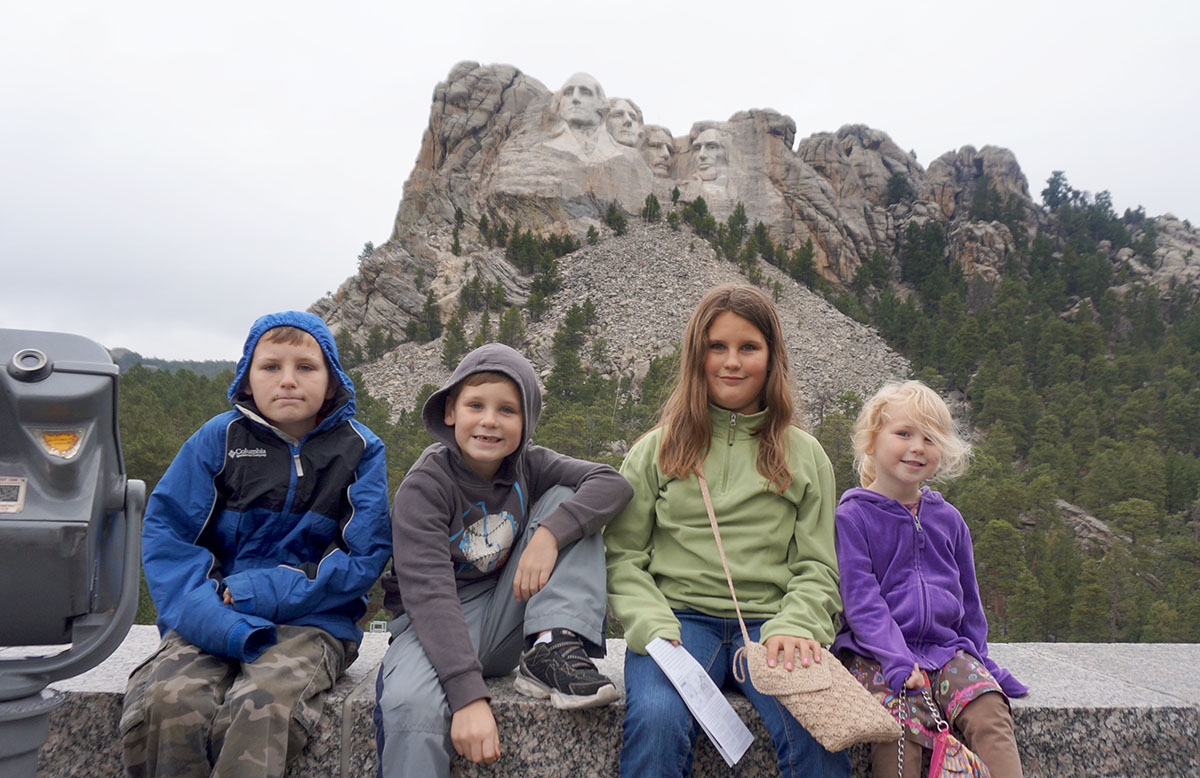 Roadschooling - Learning about Mt. Rushmore